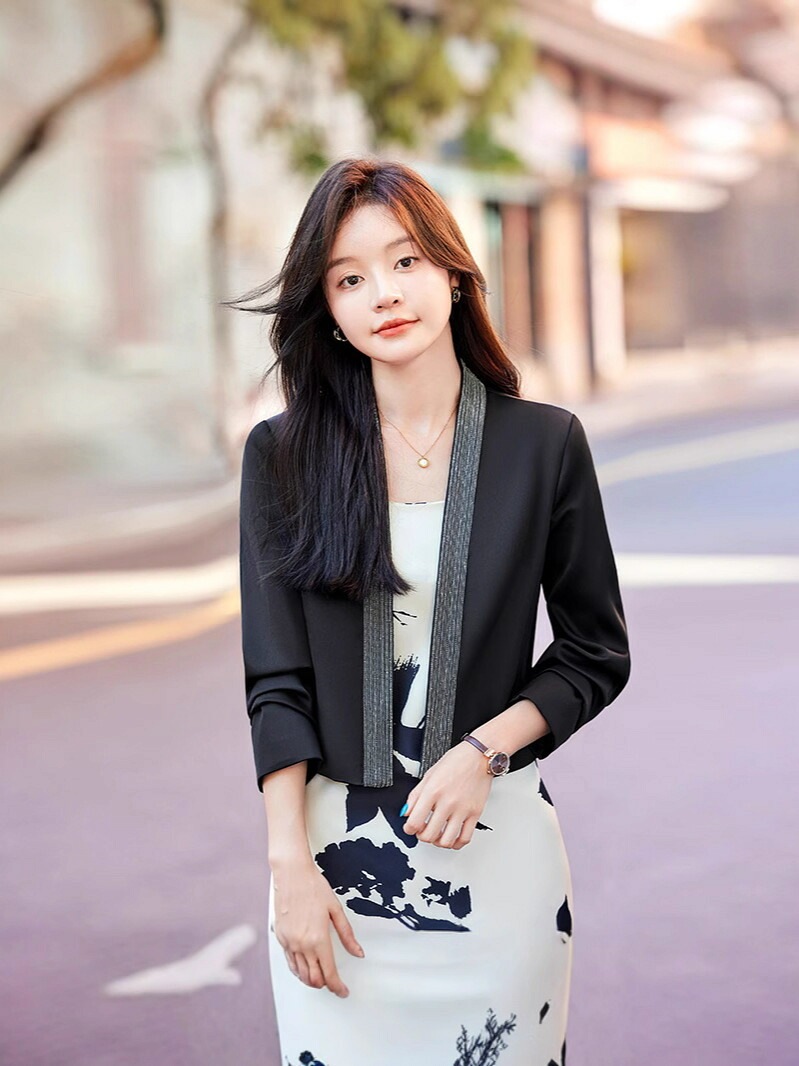 ショート ジャケット レディース 春秋 気質 高級感 小柄 デザイン センスある