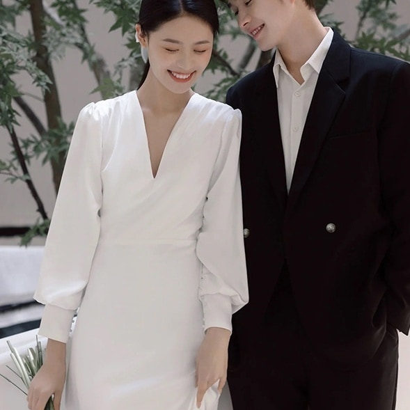 ドレス 衣装 ウエディングドレス 結婚式ドレス 披露宴ドレス ロングドレス 長袖 深Vネック フィッシュテール ロング丈 ステージドレス 発表会 フレア かわいい 大人可愛い きれいめ シンプル 上品