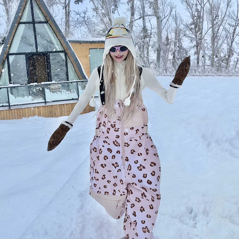 2024新作 韓国風 スキーウェア サロペット スノーパンツ レディース スノーボードウェア