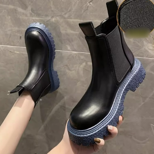 レディース チェルシーブーツ ボリューム チャンキーヒール 厚底 ラウンドトゥ ボア 防寒 暖かい 美脚 脚長 かわいい 大人可愛い カジュアル おしゃれ かっこいい ボーイッシュ ラフ クール