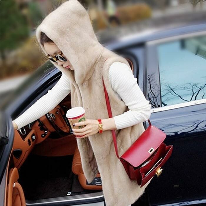 【急速出荷!】大人気 エコファーベスト レディース ファーベスト フード付き フェイクファー ふわふわ もこもこ ふわもこ フード ベスト 大人リッチ レディース アウター コート ベスト ショート