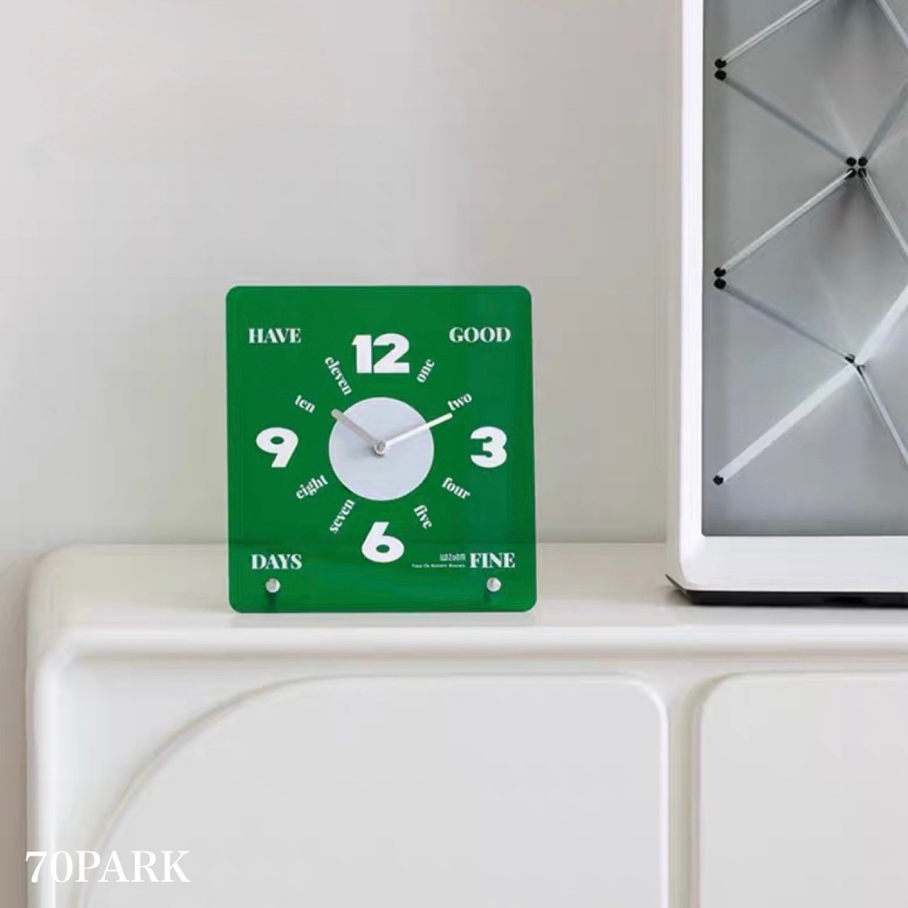 クリア カラー アクリル スクエア クロック 全3色 置き時計 卓上 おしゃれ 韓国インテリア 韓国雑貨 韓国っぽ インテリア雑貨 韓国 時計 70PARK