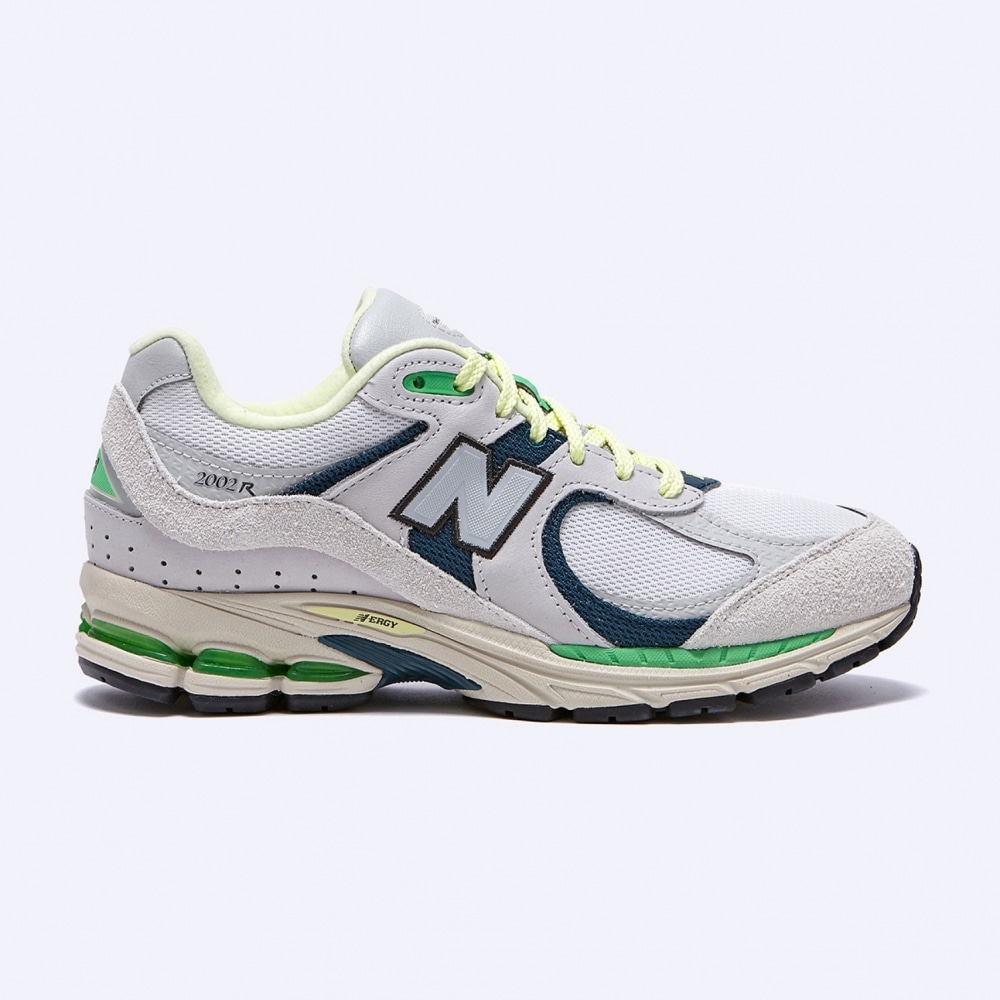 NEW BALANCE U2002RTA 26,471円