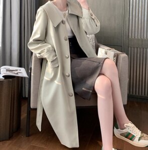 コート チェスター ウール 膝下 ミモレ丈 長袖 襟付き 角襟 ストレート Iライン リボン ウエストマーク かわいい ガーリー キュート フェミニン 秋 冬 デート お出かけ 双子 コーデ