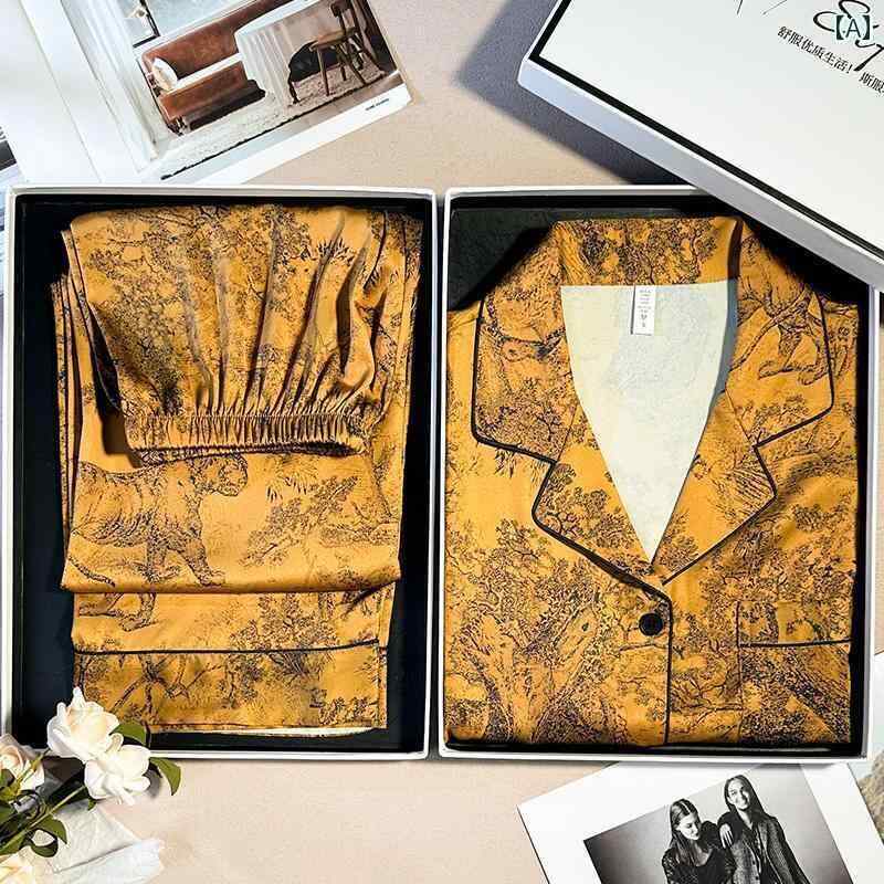 パジャマ　レディース　上下 Sifuma / シフ マ ジャングル カップル 春秋 パジャマ レディース長袖 冷感 スーツ 4,877円