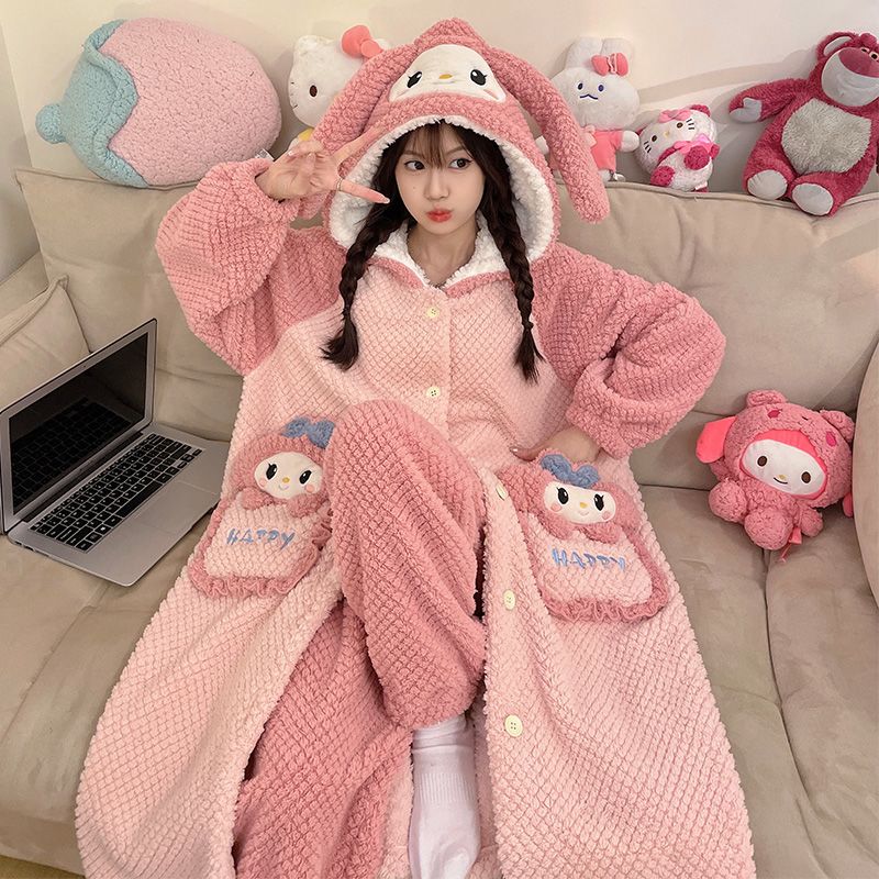 韓国 キティ パジャマ マイメロディ ロングパジャマ パジャマ ルームウェア サンリオです 可愛いです 厚手ルームウェア パジャマ もこもこ