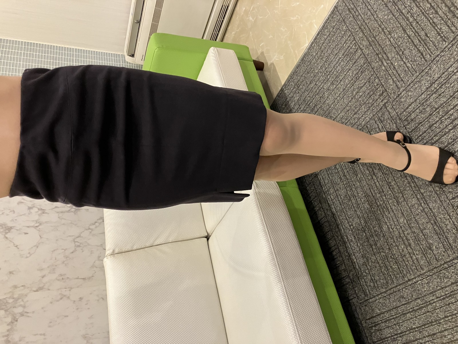 タグ付き 未使用 スカート ブラック タイトシルエット 36