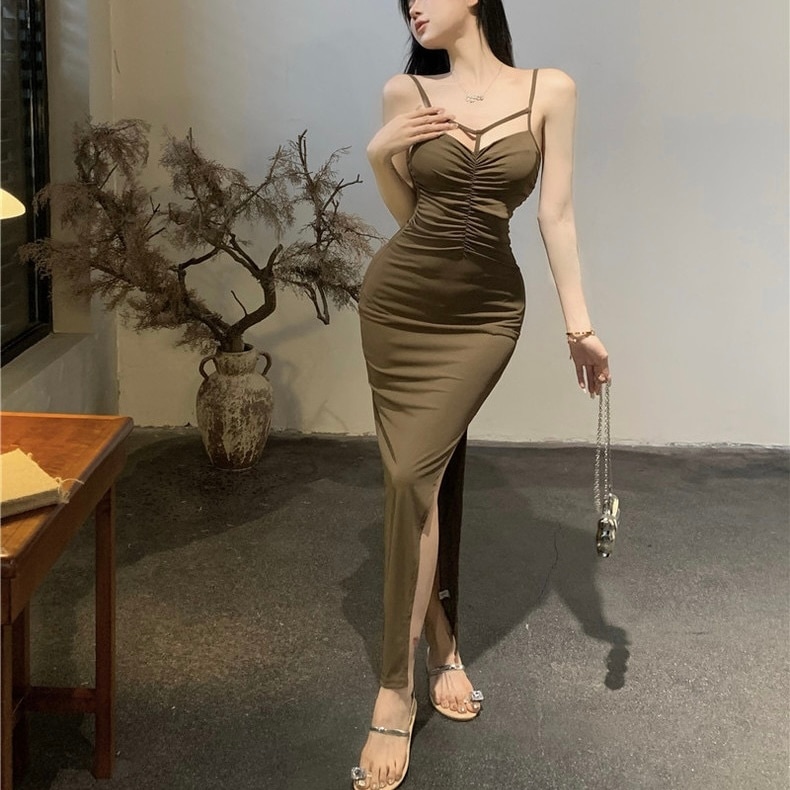 ワンピース 韓国風 キャミワンピ タイトワンピース ボディコン ワンピ 肌見せ ロング丈 ロング アンクル 袖なし ノースリーブ スリム タイト 細身 ストレート Iライン きれい きれいめ シンプル