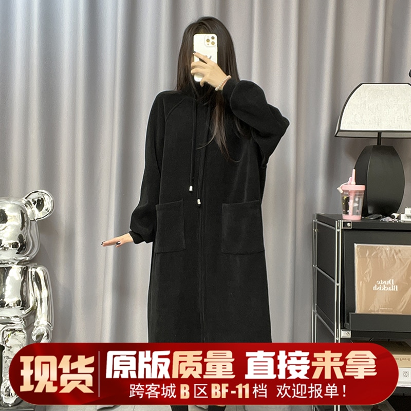 黒のスウェットシャツベルベットの厚みのあるドレス女性の秋冬のインナーハイカラージッパーロングスカートW89