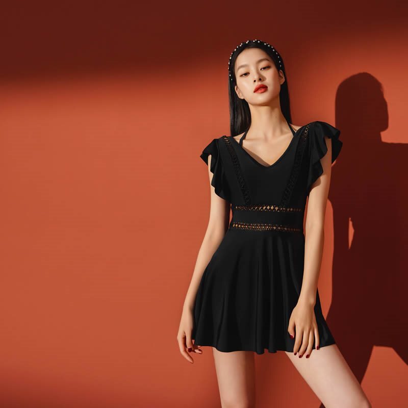 盛れる 水着 レディース ワンピース 体型カバー 三角ビキニ パッド付き フリルショルダー フリル レースアップ ウエストマーク バックシャン ハイウエスト 編み込み かわいい 大人可愛い シンプル