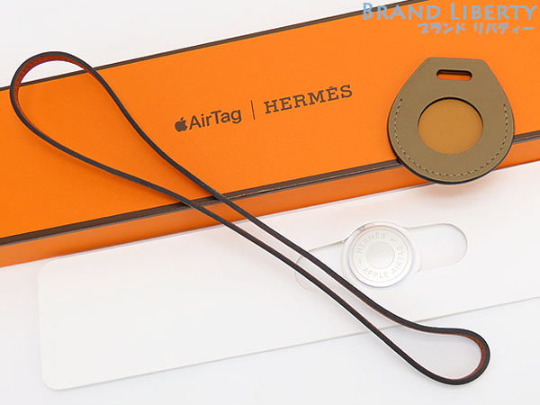 Qoo10] Hermes 新品エルメスアップルAppleエアタグA