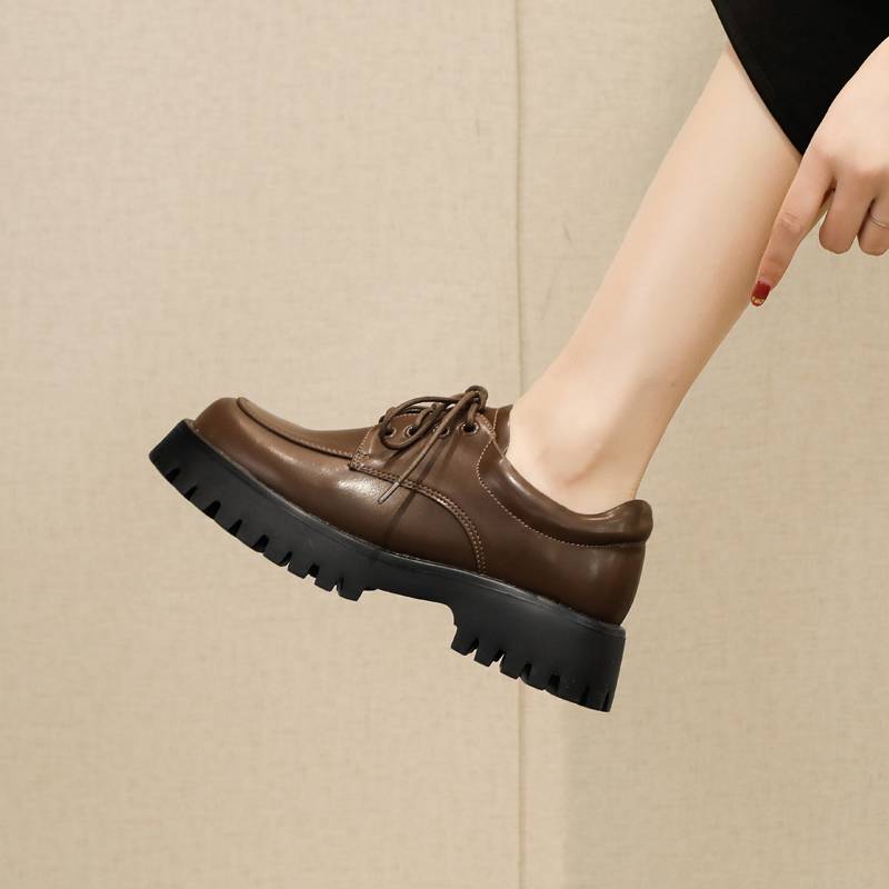 厚底 レースアップ シューズ フラット ラウンドトゥ フェイクレザー シンプル カジュアル 大人 可愛い おしゃれ メンズライク マニッシュ 上品 普段使い お出かけ デート 無地 オールシーズン