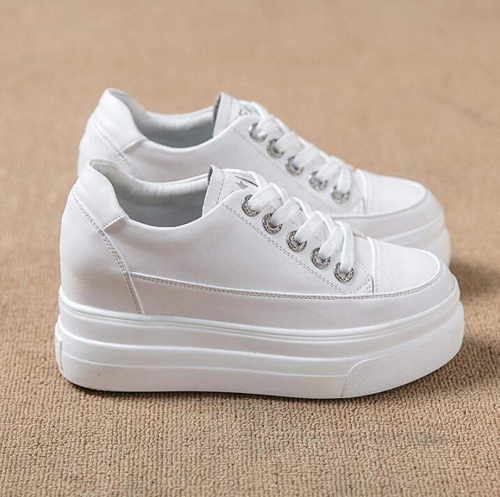 【メガ割 】lucky box ローカットレディース靴ひもスニーカーPUレースアップインヒール通学カジュアルホワイト 厚底
