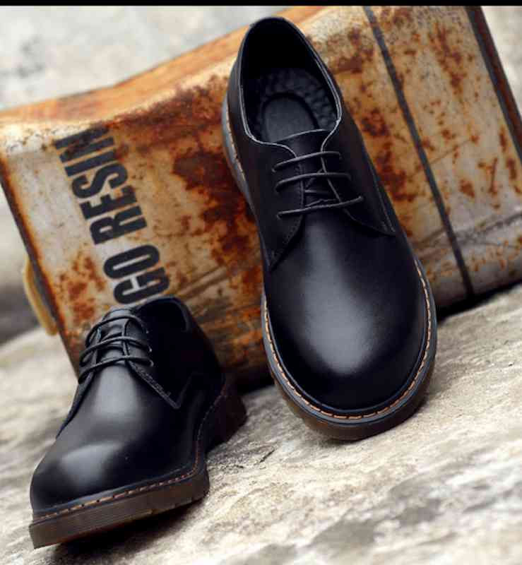 ドレスシューズ レースアップ 軽量 ビジネスシューズ 靴 厚底 ブランド 革 走れる カジュアル スニーカー 歩きやすい ブーツ ローファー 冬 メンズ 春 レザー おしゃれ 防水 紳士靴 夏 オック