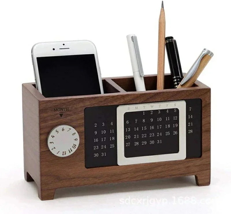 売れ ペン立て 木製 多機能 万カレンダー付 カレンダーペンホルダー 名刺 ペン 定規 整理整頓 小物収納 ペンスタンド 収納ホルダー フォン収納 スマホスタンド オフィス 事務所 学校 収納ケース