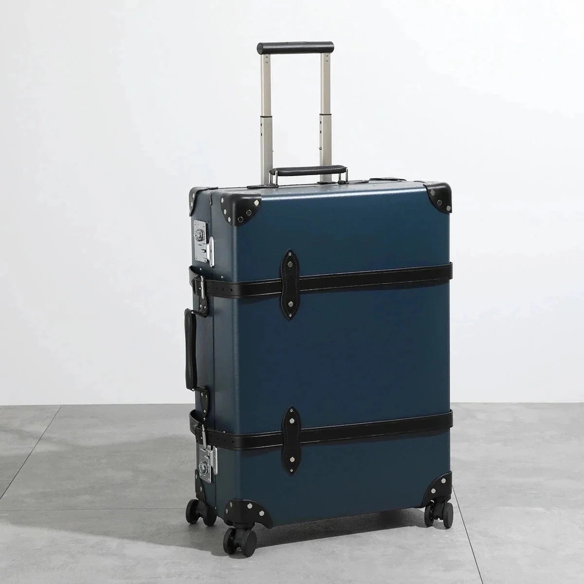 GLOBE TROTTER グローブトロッター キャリーケース Dr No 60th Anniversary 4x Wheel Check-In Case La