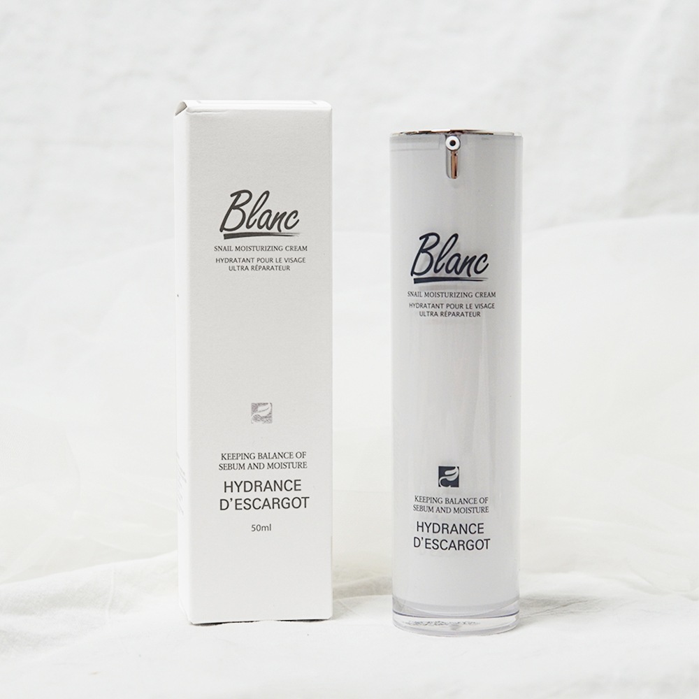 [ニキビ跡ケア]マジックシカクリーム 60ml / 高濃縮カタツムリ配合 ニキビ跡 ニキビ 保湿 敏感肌(顧客監査プレゼント用キャンディー3ea)