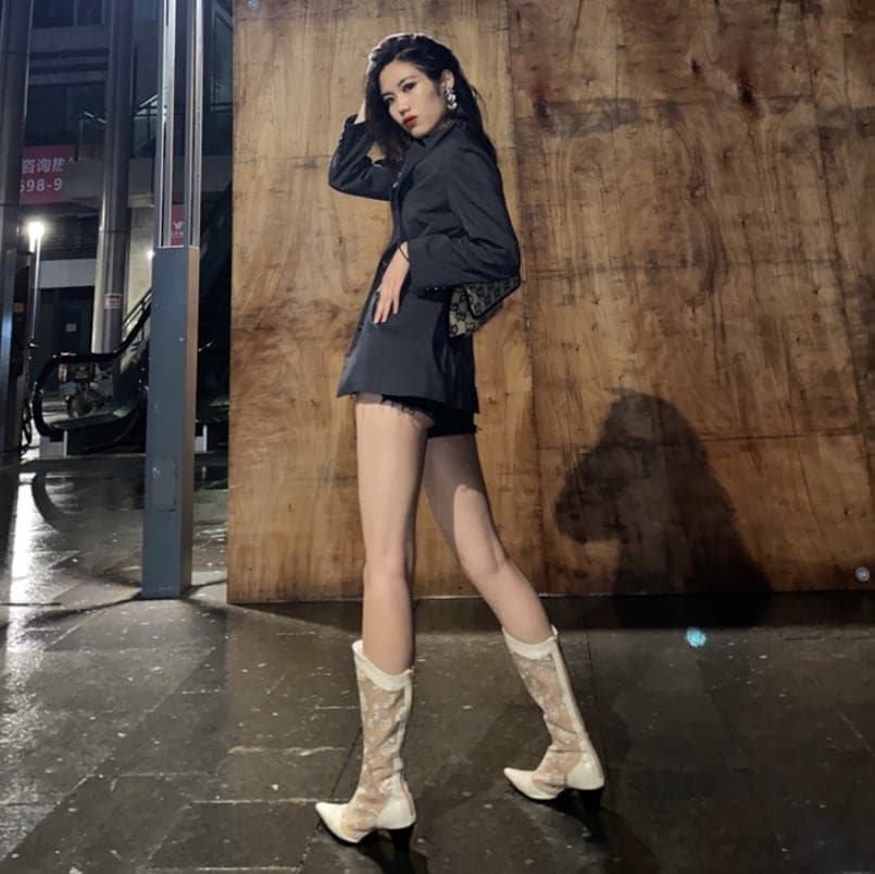 レースブーツ シューズ ブーツ l ロングブーツ ヒール ポインテッドトゥ レース かわいい 大人可愛い きれいめ シンプル カジュアル 大人 上品 おしゃれ お洒落 エレガント きちんと感 キュー