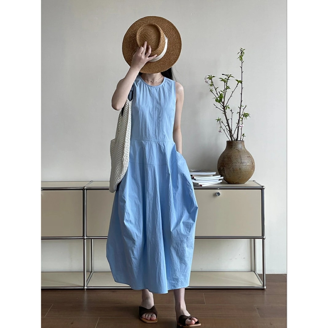 【激安販売】コットンワンピース　ミモレ丈スカート　バルーンスカート　ミモレ丈　ノースリーブ　リゾート　細く見える