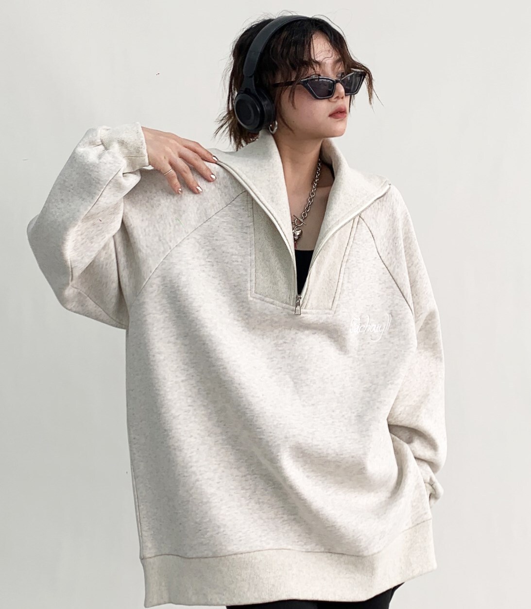 トップス スウェット 白トップス 袖あり 長袖 萌袖 ワイド ファスナー 綿 シンプル カジュアル 大人 おしゃれ お洒落 かっこいい 大人可愛い こなれ感 ラフ メンズライク ボーイッシュ