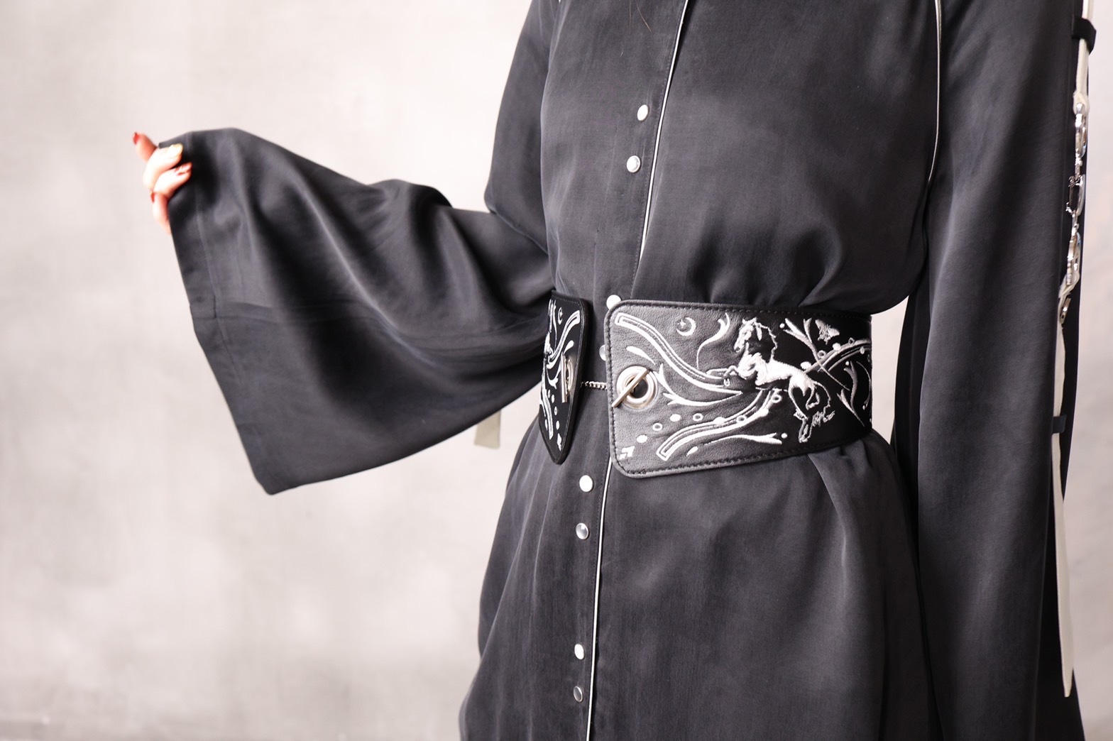 コルセットベルト 8,140円