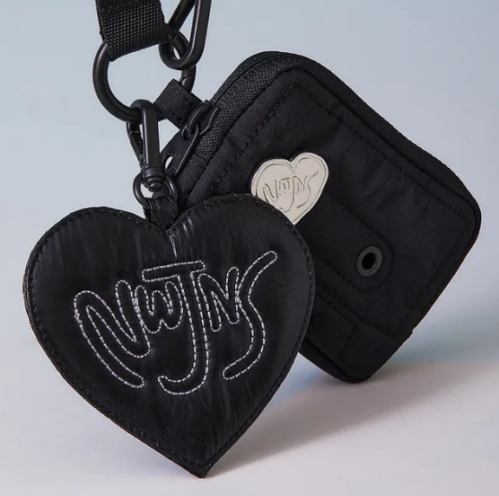 【OFFICIAL GOODS】 New Jeans X Coller card wallet set