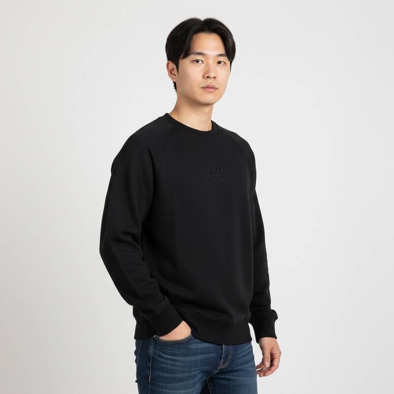 ディモント CPカンパニー メンズ刺繍ロゴフリースパーカー（ブラック） 18CMSS042A 005086W 999
