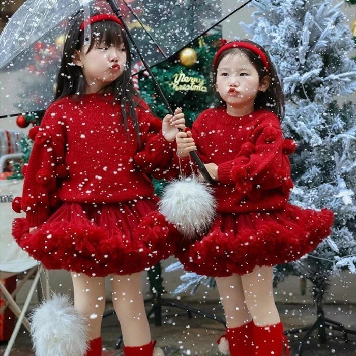 クリスマスセーター 子供服 ポンポン付き ニットセーター トップス チュールスカート 女子 子供 カットソー キッズ ジュニア サンタ服 長袖 防寒 ベビー 可愛い カジュアル 暖かい 通常着 結婚式