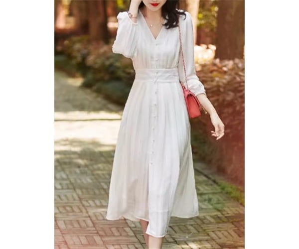 レディース ワンピース ミモレ ロング 長袖 Vネック フェミニン ウエストマーク ボタン かわいい 大人可愛い きれいめ シンプル カジュアル 上品 おしゃれ レトロ ガーリー エレガント キュート 6,421円