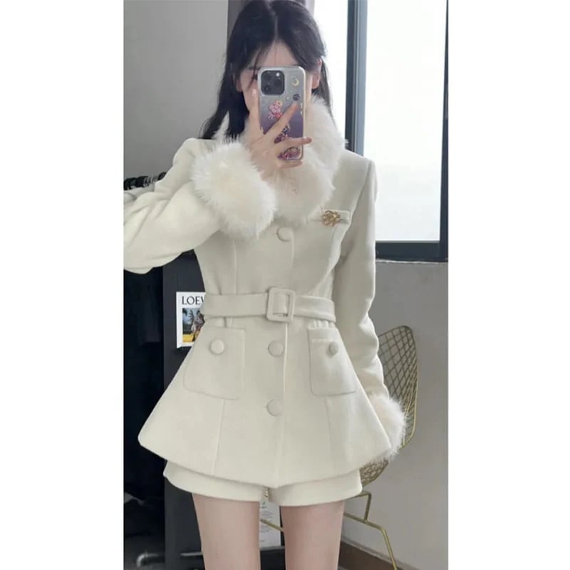 スプライスウールコートハイウエストのスリミングショーツ洗練されたスタイルが特徴の女性用のフェイクフォックスファーのエレガントなツーピースセット