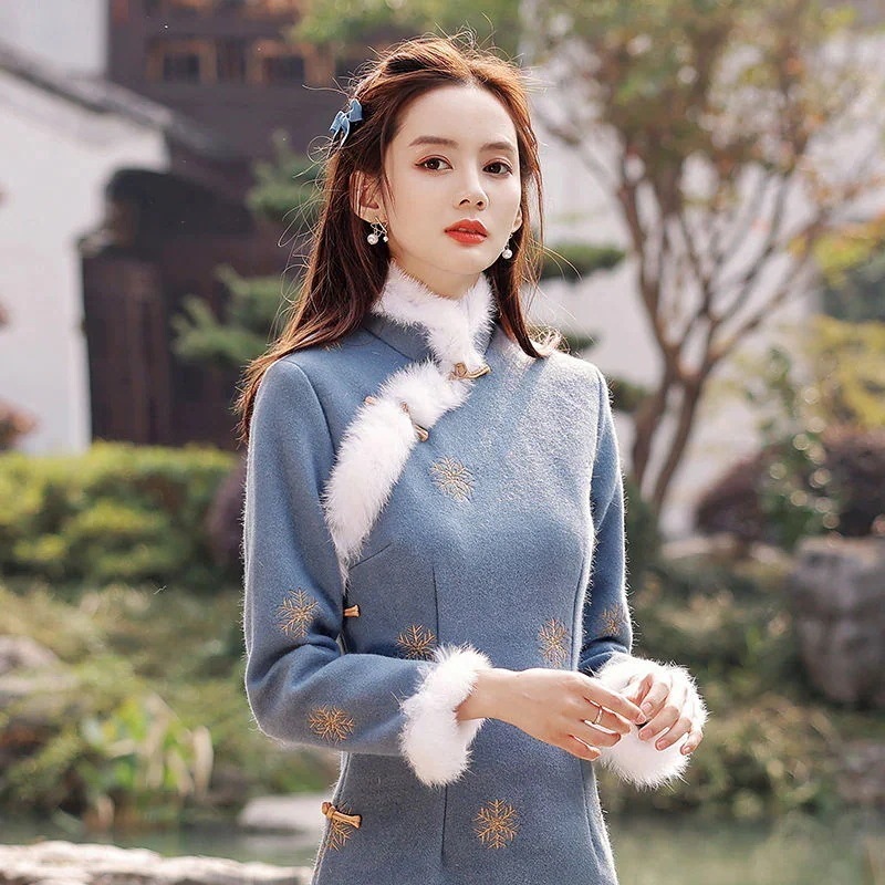 ウールのチャイナドレス冬の若い女の子 2025 模造ウサギの毛皮のスタイルの長袖の改善されたドレス 母の日 母の日-0008765