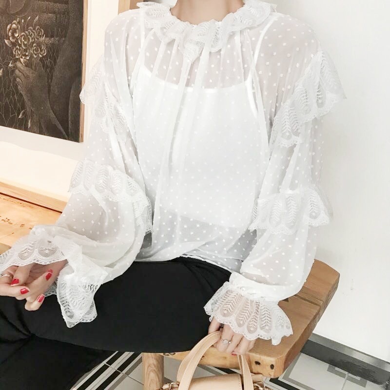 2426.ドット柄長袖ブラウス（ホワイト）2019 春夏 カジュアル フリル かわいい お出かけ