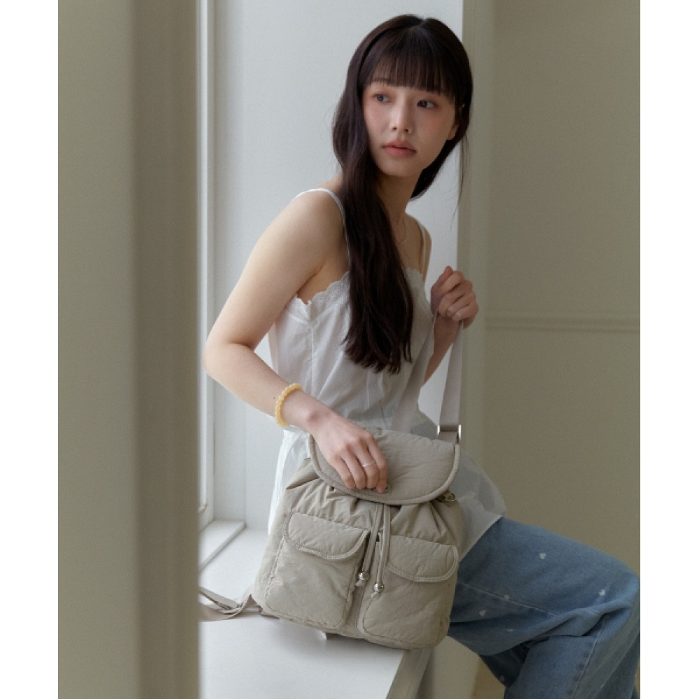 OVHEE ミニョンパッド入りバックパックミニョンパッド入りバックパック-サンドベージュ