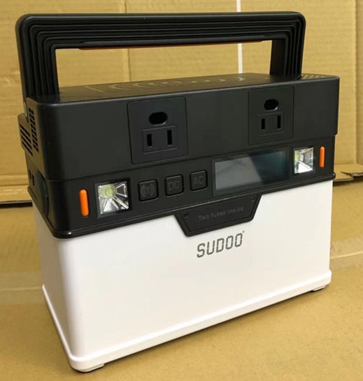 ポータブル電源 小型 300W 372Wh/100500mAh 大容量 軽量
