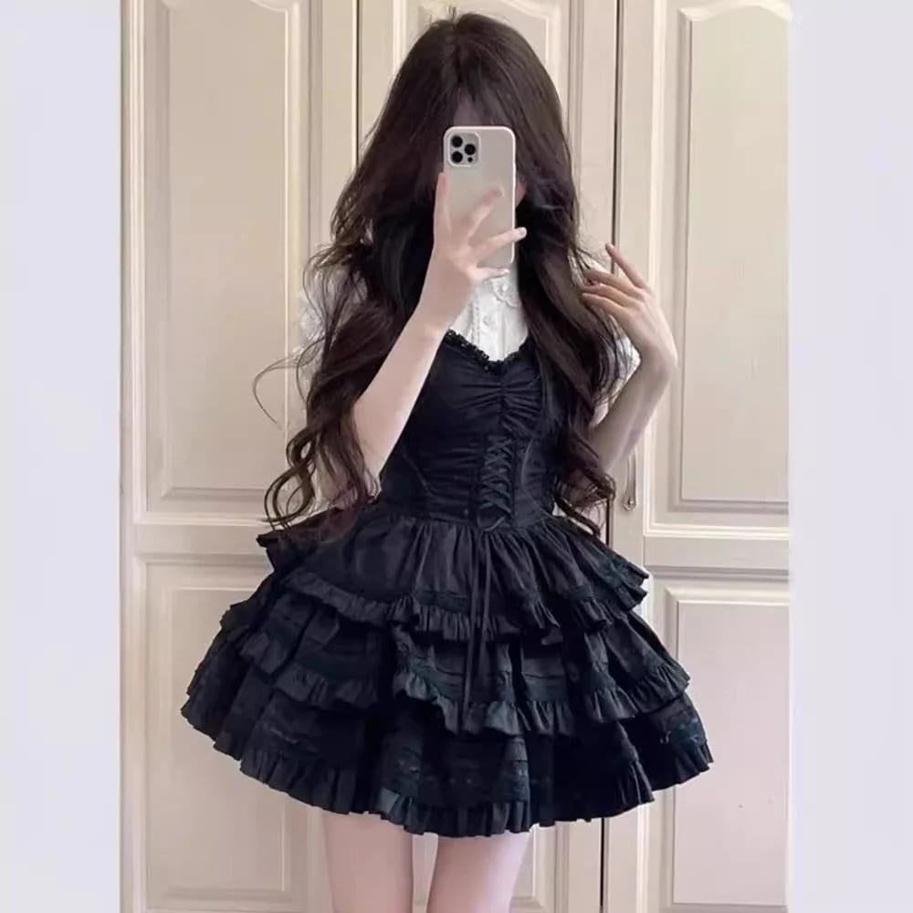 レースのパッチワークシャツフリルウエストふっくらとしたスカートトレンディなサスペンダードレスが付いた韓国風の甘くてセクシーな女の子デザインのツーピースドレス