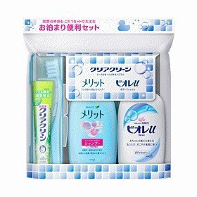 他サイト： 花王　クリアクリーン トラベル用歯ブラシセット お泊まり便利セットの商品画像
