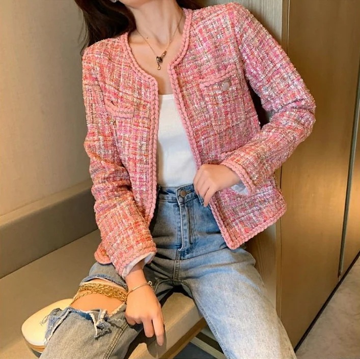 ノーカラージャケット アウター ジャケット ショート ショート丈 袖あり 長袖 ラウンドネック 前開き かわいい 大人可愛い きれいめ シンプル カジュアル 大人 上品 おしゃれ お洒落 レトロ