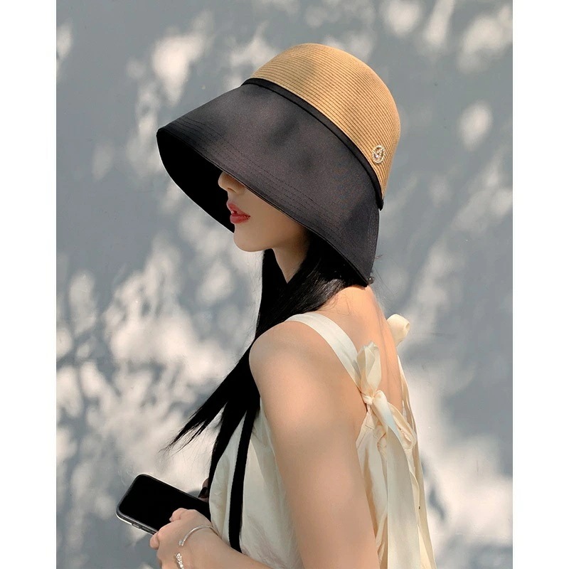 【即納】 帽子 レディース 大きいサイズ 完全遮光 紫外線100%カット 遮光100％ UVカット つば広 折りたたみ 飛ばない 日焼け防止 サイズ調整可能 携帯便利 四季適用 小顔効果 自転車 運動 4,692円