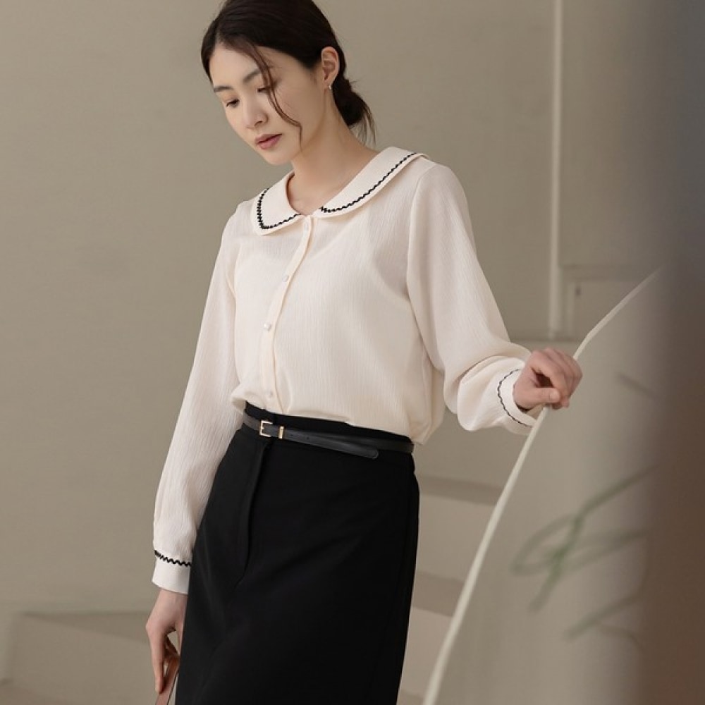 (Elysia) シアンラウンドカラーブラウス