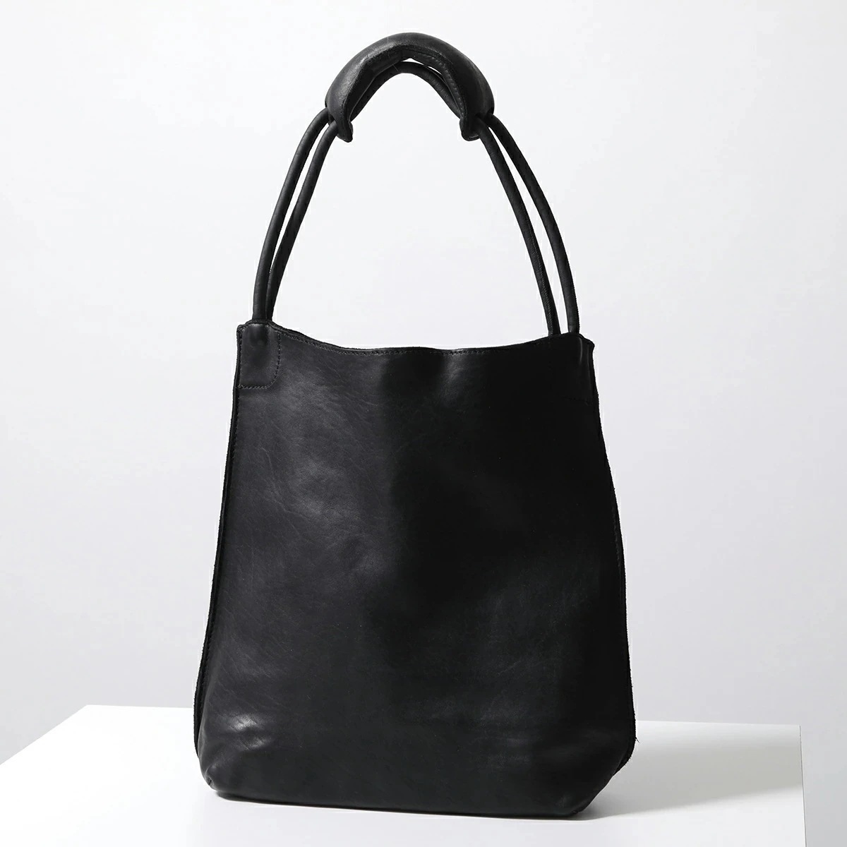 GUIDI グイディ トートバッグ SOFT HORSE FULL GRAIN ソフト ホース フル グレイン レザー RF02 メンズ ロゴプレート 鞄 BLKT