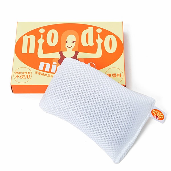 ニオディオ(niodio) ウォッシングポーチ (ゆうパケット送料無料) 洗濯用品 無香料 界面活性剤不使用 石野ニオン 防臭 衣類 臭い 消臭 汚れ 医王石 麦飯石 ゼオライト