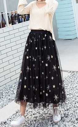 3353.キラキラ星柄刺繍チュールスカート（ブラック）2019春夏 sale ボトムス フリル 美ライン おしゃれ カジュアル 大人ガーリー ハイウェスト きれいめ スカート お出かけ お呼ばれ 女子
