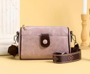 バッグ カバン レディース ショルダー 肩がけ 多収納 多機能 便利 コンパクト 軽量 スリム ボタン ファスナー 筒型 厚手 フェイクレザー かわいい 大人可愛い シンプル カジュアル 上品 レトロ