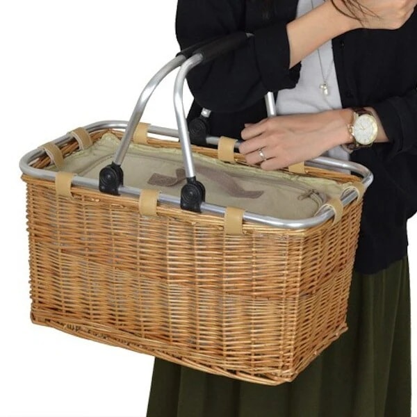 ピクニックバスケット 保冷かごバッグ 煮柳バスケット ふた付き ハンドル付き 保冷バッグ カゴバッグ 天然素材 角型 かわいい インテリア雑貨 編み