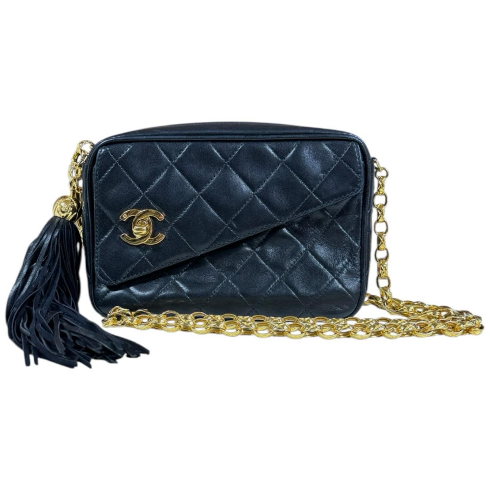 シャネル マトラッセ ショルダーバッグ ラムスキン ブラック CHANEL 中古