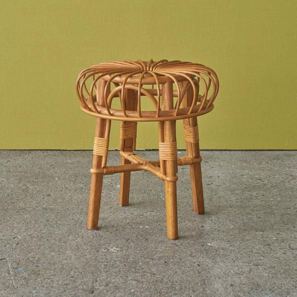 東谷ラタンスツール 椅子 腰掛け 天然木 アジアン リゾート風 南国風 おしゃれ かわいい 小型 スツール 玄関 リビング