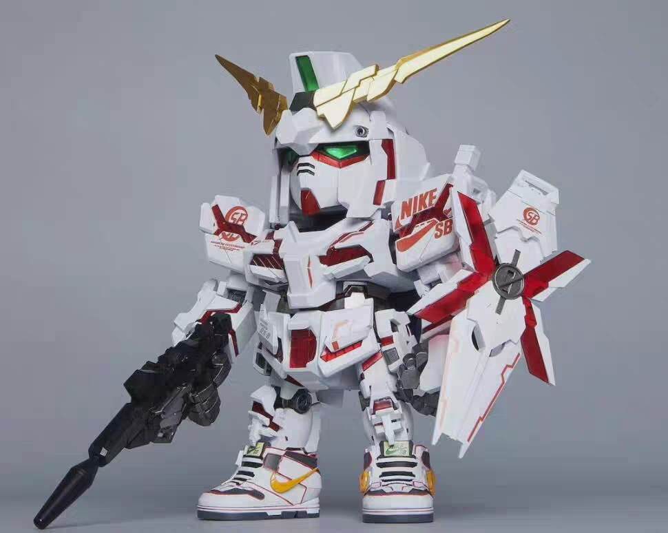 バンダイ ユニコーンガンダム ナイキコラボ 海外限定 QMSV RX-0 ユニコーンガンダム デストロイモード Ver.NIKE SB モデル フィギュア