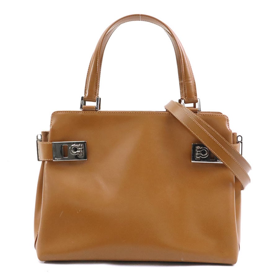 サルヴァトーレフェラガモ Salvatore Ferragamo ハンドバッグ ショルダーバッグ ガンチーニ レザー キャメル レディース h31902a