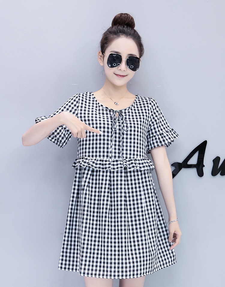 1076．ギンガムチェック半袖ミニワンピース（ブラック）