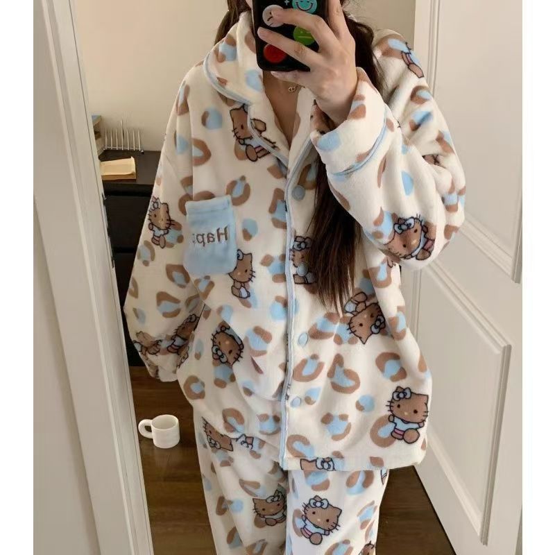 韓国 キティ パジャマ ロングパジャマ パジャマ ルームウェア サンリオです ハローキティ 可愛いです 厚手ルームウェア キティ パジャマ もこもこ